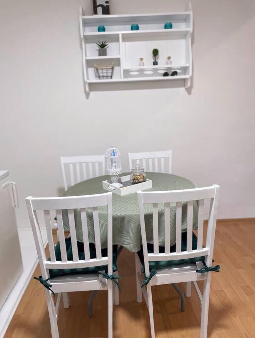 Apartment Dade